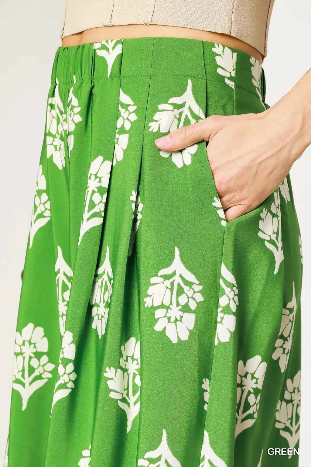 Umgee Floral Pleated Wide-Leg Pants 9b0a53ce-a785-4056-8d51-dabc4331b6eb-Max-Origin