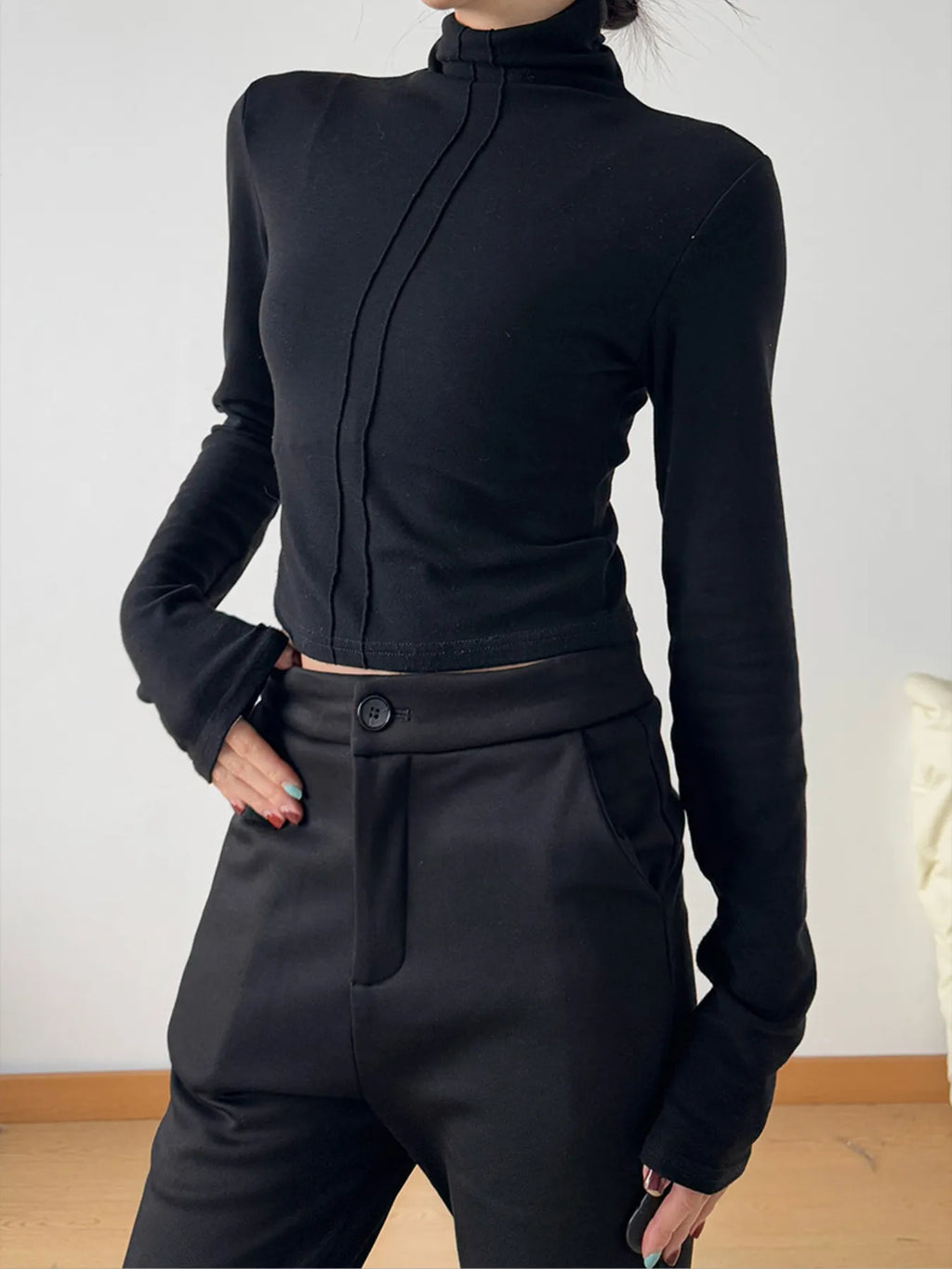 High Neck Long Sleeve Cropped T-Shirt 9c6a584e3f0b463b922204531b407f0a-Max-Origin