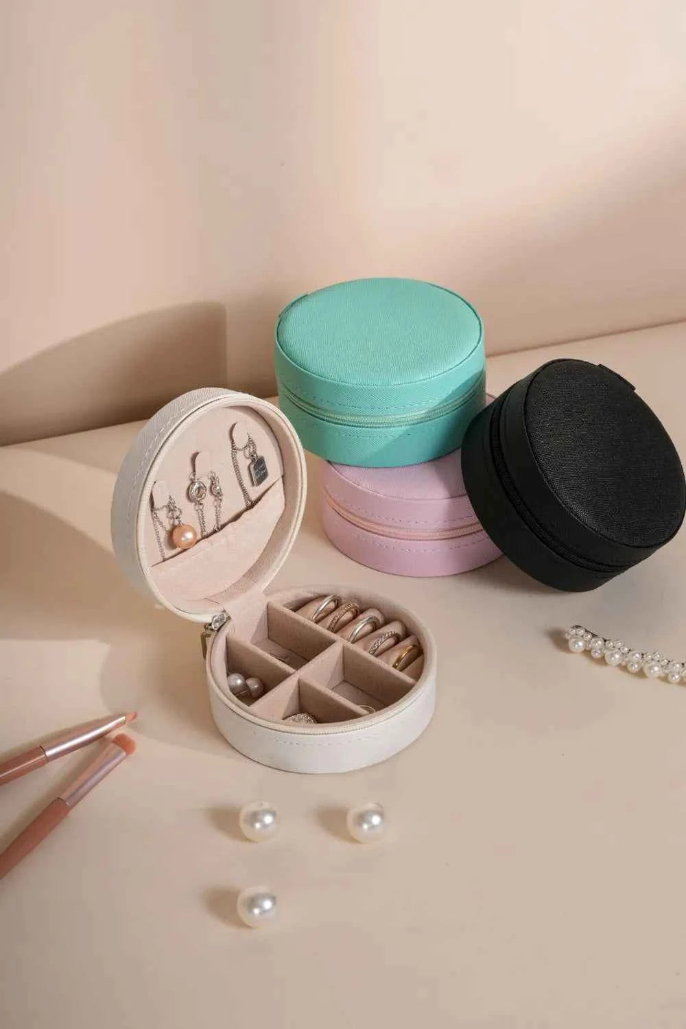 PU Leather Jewelry Storage Box 9cf2210e-88fa-4b72-8191-ecc52eb15887-Max