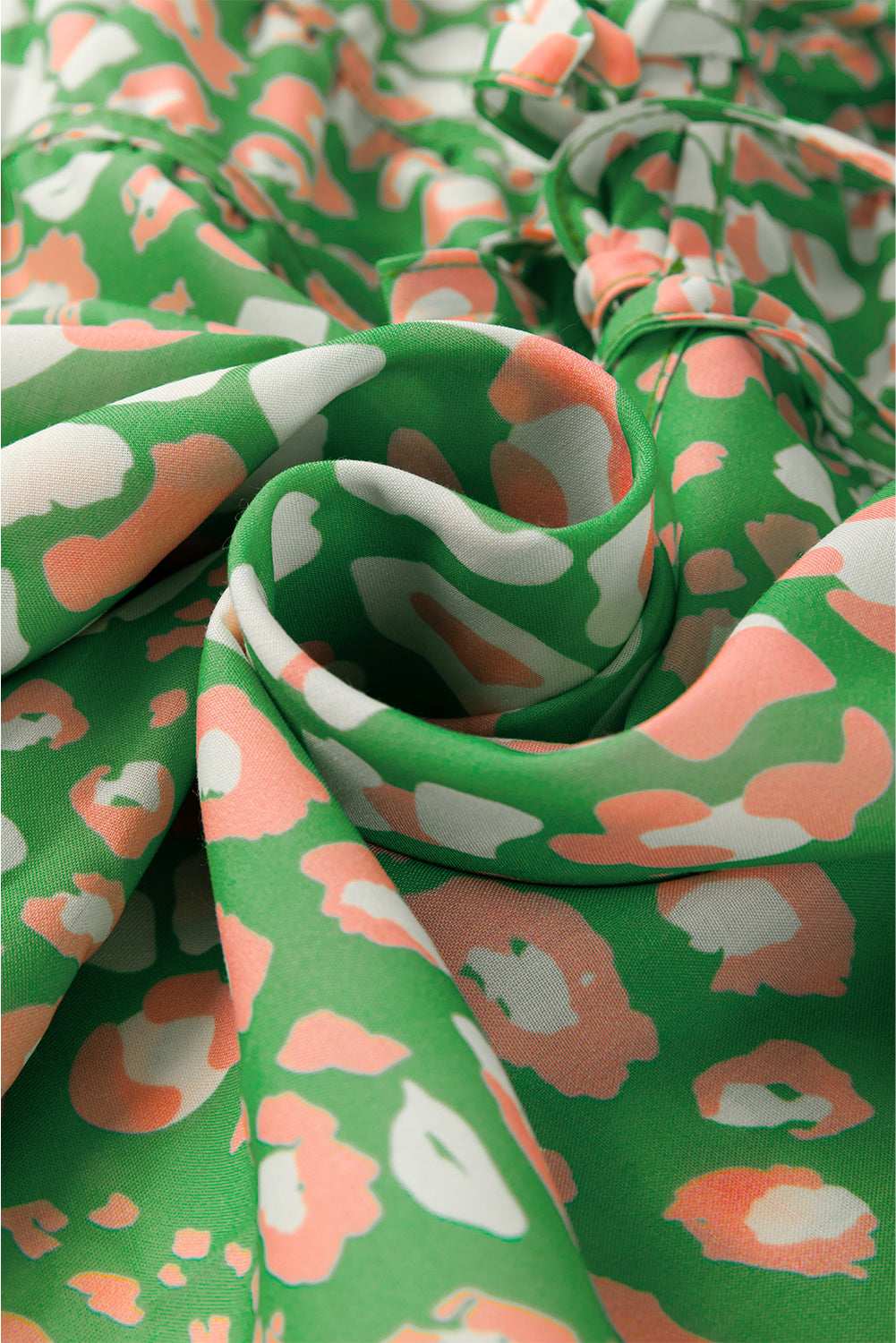 Green Abstract Leopard Tie Front Flutter Sleeve Blouse 9cf72c3ecf86be78-_7