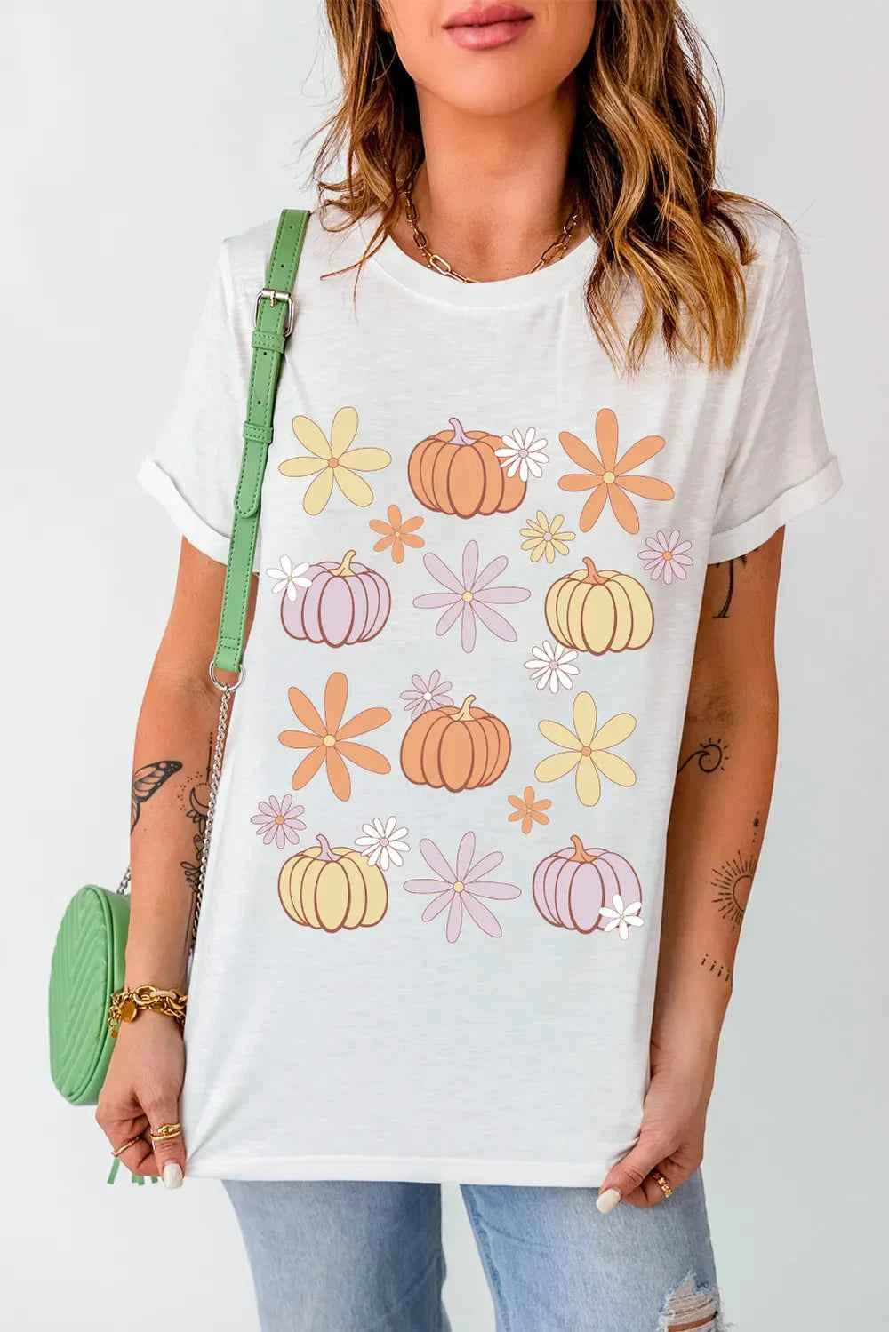 Pumpkin & Flower Round Neck Short Sleeve T-Shirt White 9d2cc5da-b193-4f3b-b75d-d9d3cc168236-Max