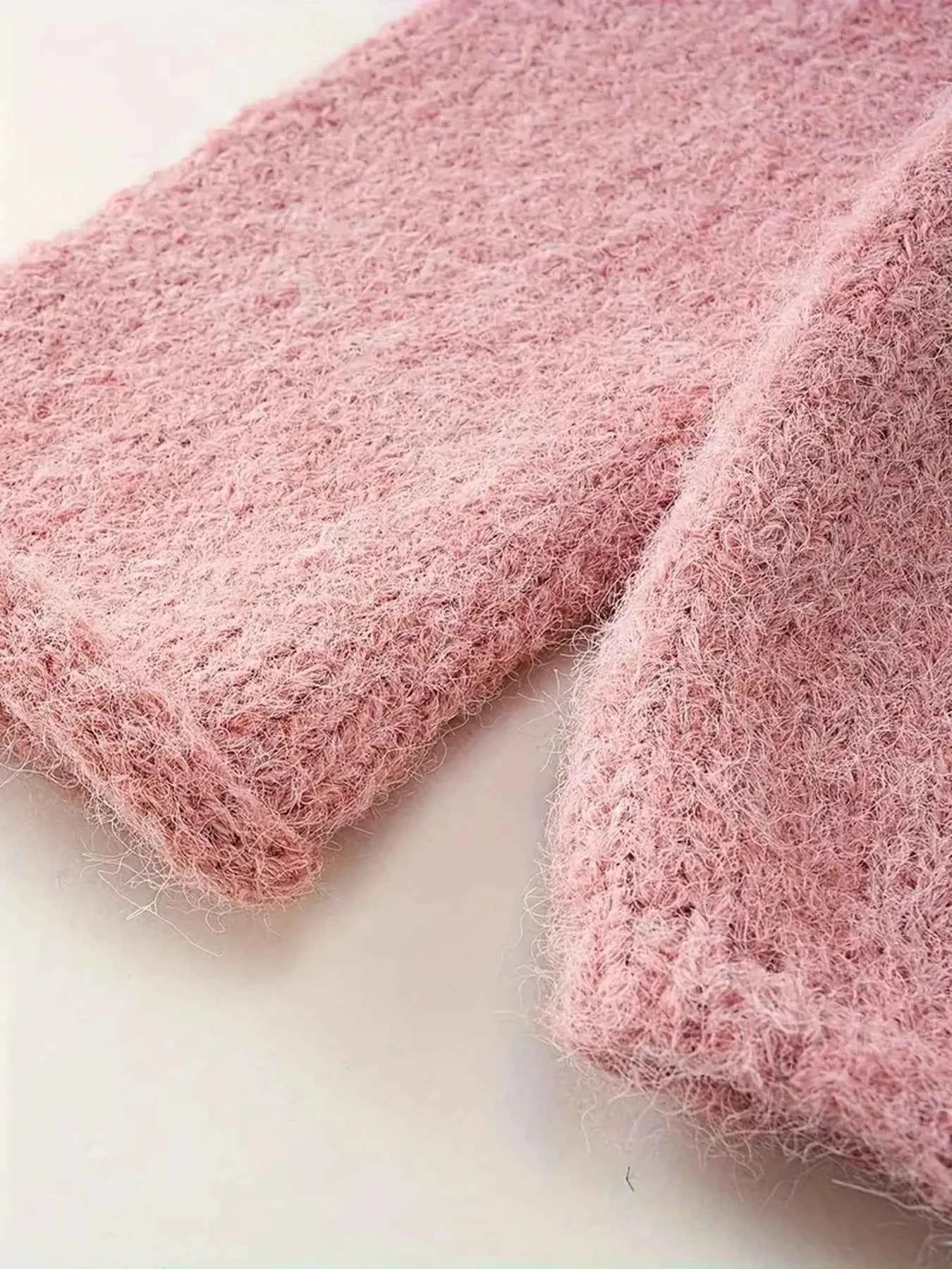 Oversized Round Neck Long Sleeve Sweater 9da8e85d-a1e5-4b1b-ac07-65b05d0ef18a-Max-Origin