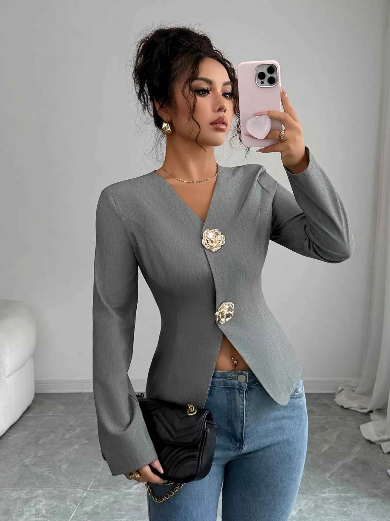 Flower Button Long Sleeve Blazer 9dacd3f0-d553-47e8-aaa3-64213b69b83b-Max-Origin