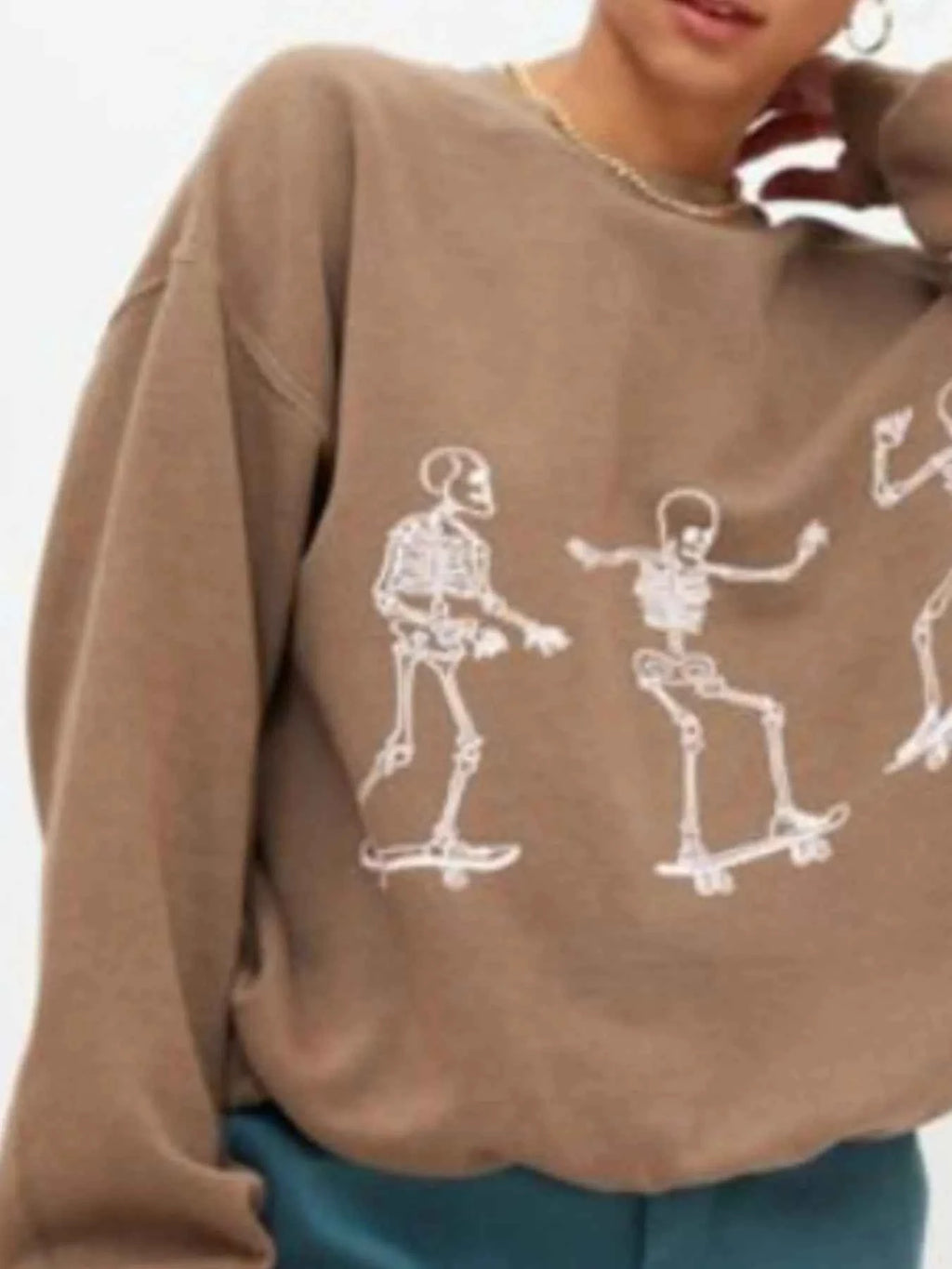 Skeleton Graphic Oversized Sweatshirt 9fec2213-3e90-4e18-81fe-0286598687d5-Max-Origin