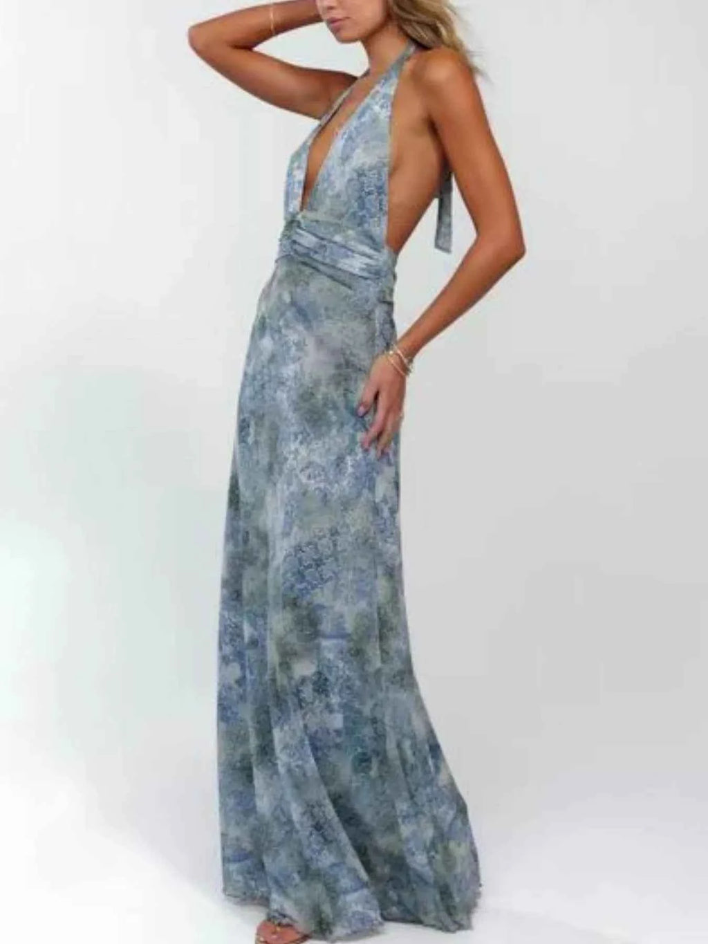 Floral Halter Neck Deep V Maxi Dress a144eedd-b762-4f6a-9c04-36b0b6a0d0cb-Max-Origin