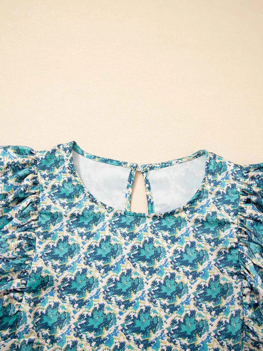 Abstract Print Shirred Cuff Ruffled Puff Sleeve Blouse a1e7861366aa44fea0b528c162b54e1a-Max-Origin