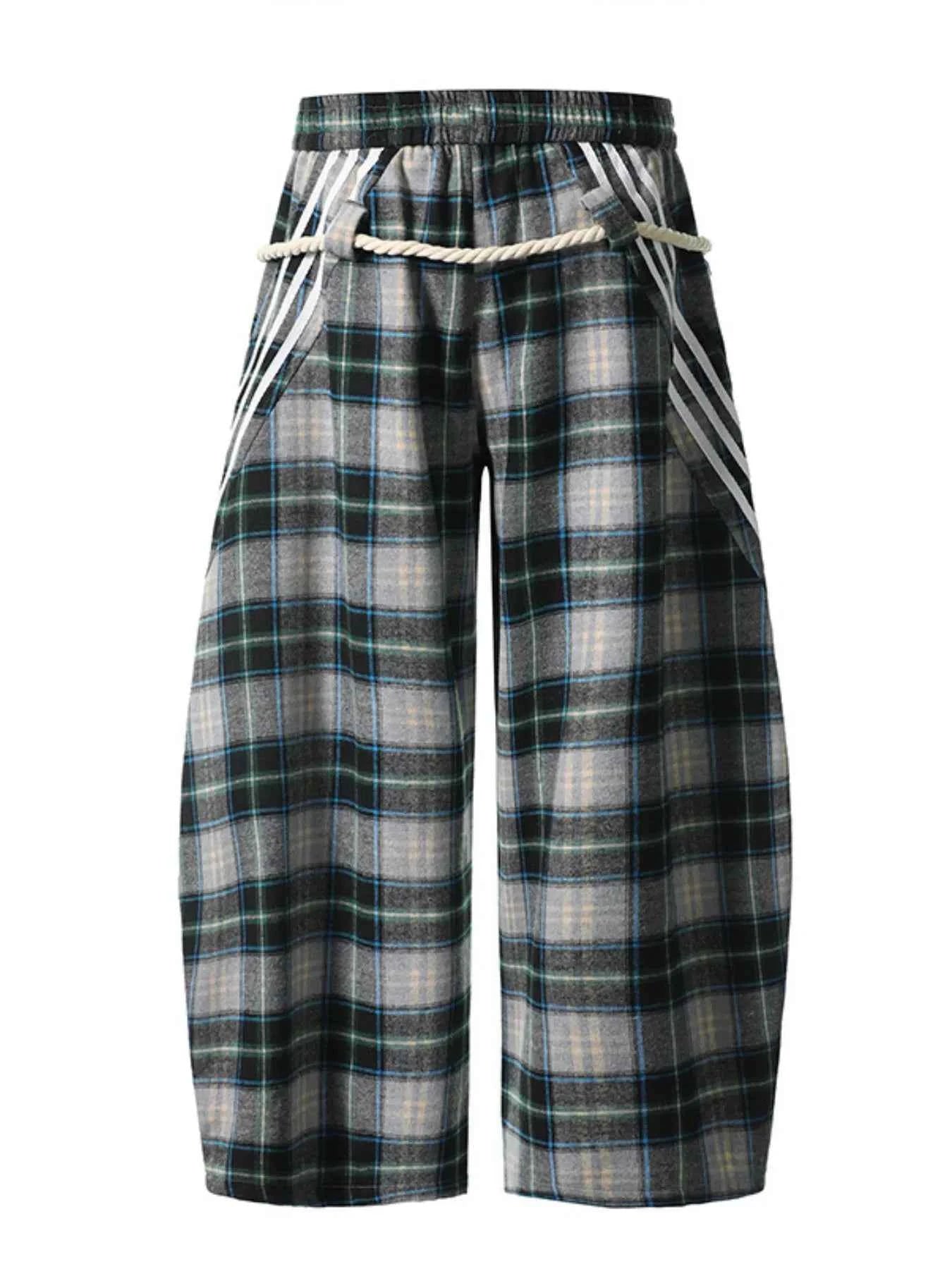 Plaid Casual Pants with Side Stripes a1f48cc4-0798-49a2-9bc8-58510bf36199-Max-Origin