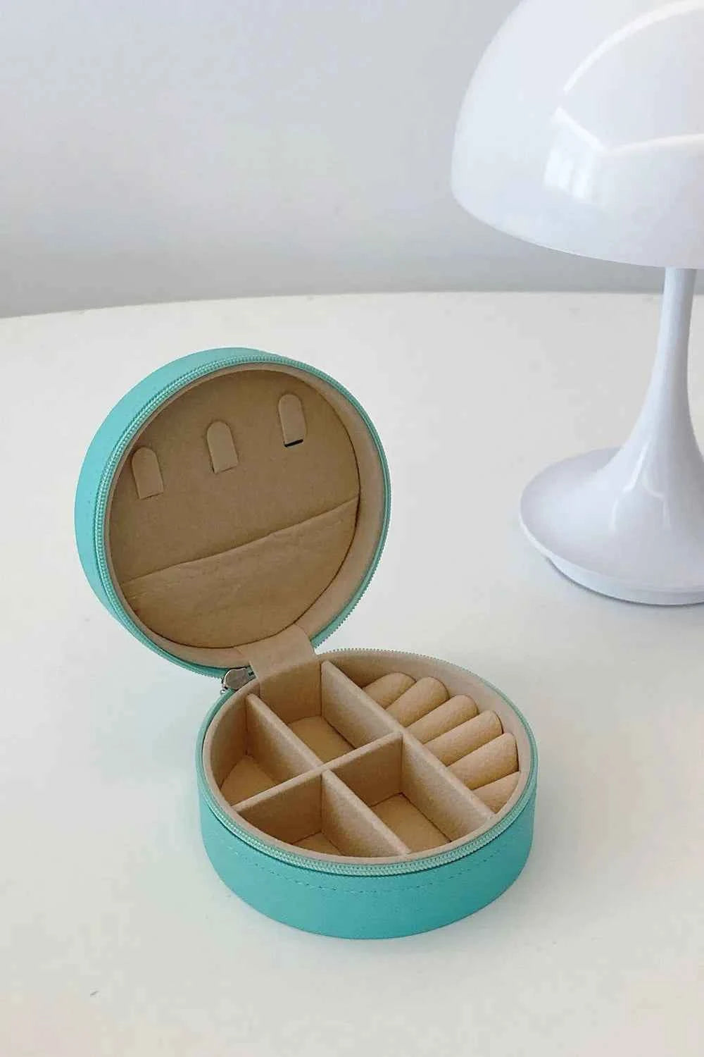 PU Leather Jewelry Storage Box a3dc9ca9-75ef-420c-9d14-8a1eaa10ca39-Max