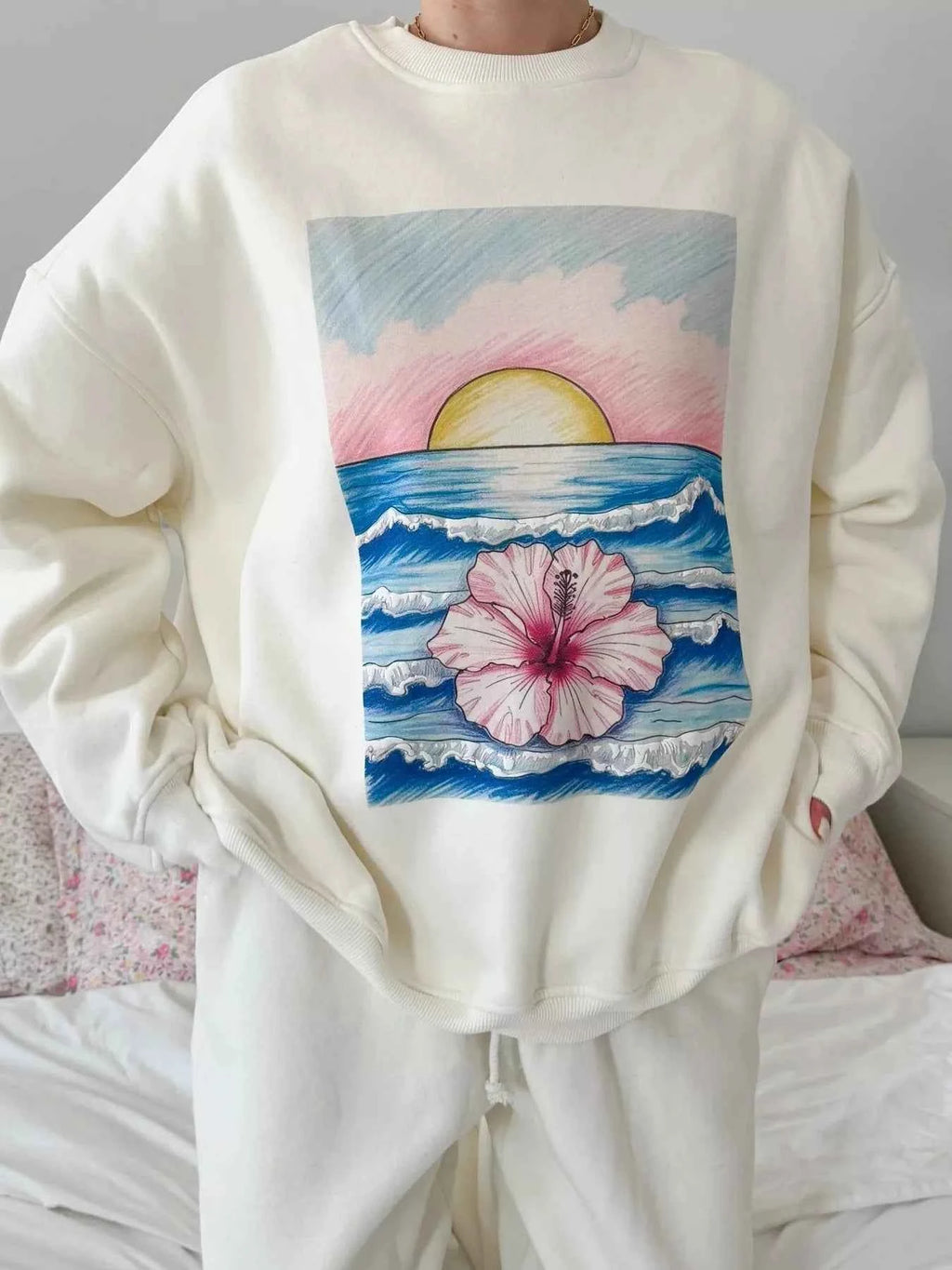 Graphic Round Neck Drop Shoulder Sweatshirt a4025b5c69de4100b4b51cf667950a23-Max-Origin