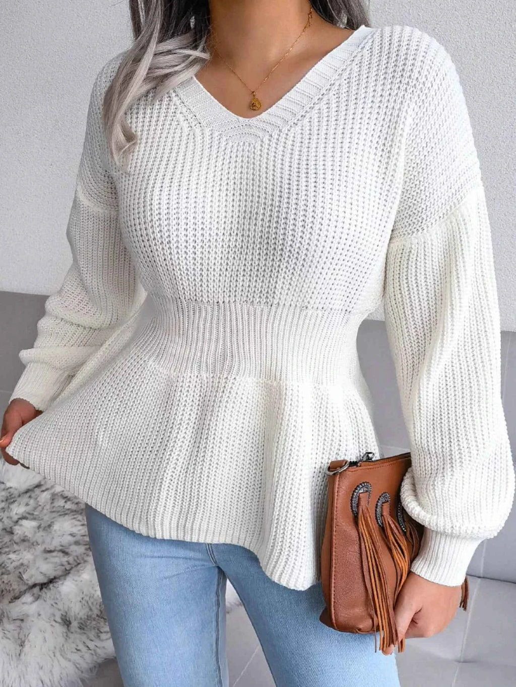 V-Neck Dropped Shoulder Sweater a53fb665-0748-49a0-a55c-341047d09ab1-Max-Origin