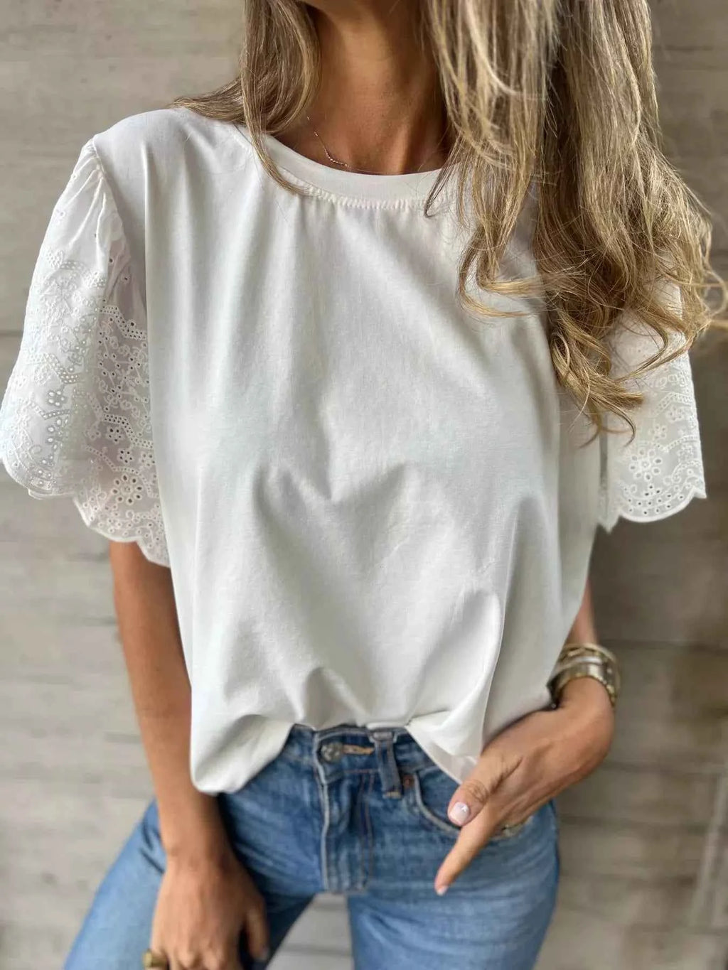 Plus Size Lace Detail Round Neck T-Shirt White a5ad92d0-feaa-499a-9945-8d1c9af9689d-Max-Origin