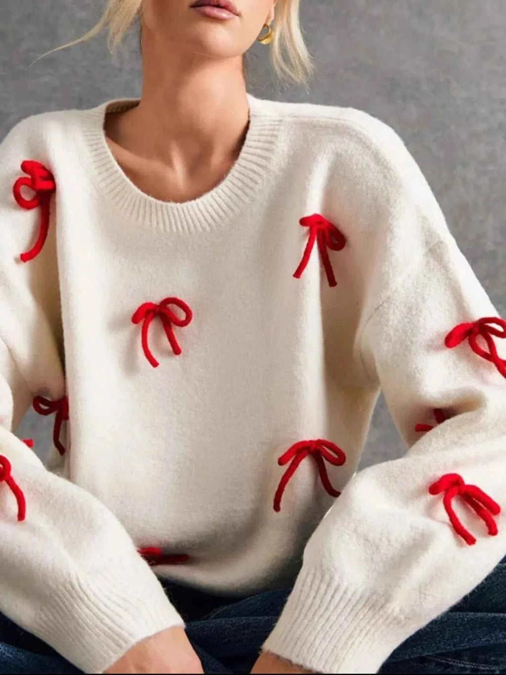 Bow Contrast Round Neck Long Sleeve Sweater a5c69a88-7ff9-463e-ab38-098fa0a5b414-Max-Origin