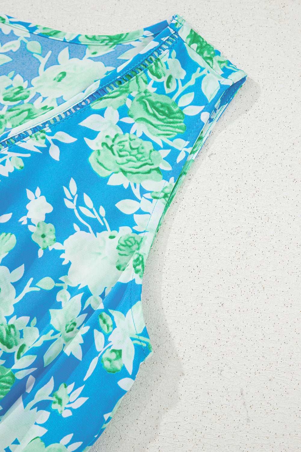 Green Floral Print Trimmed V Neck Sleeveless Vacation Dress a5e091fc1d468c43-_16