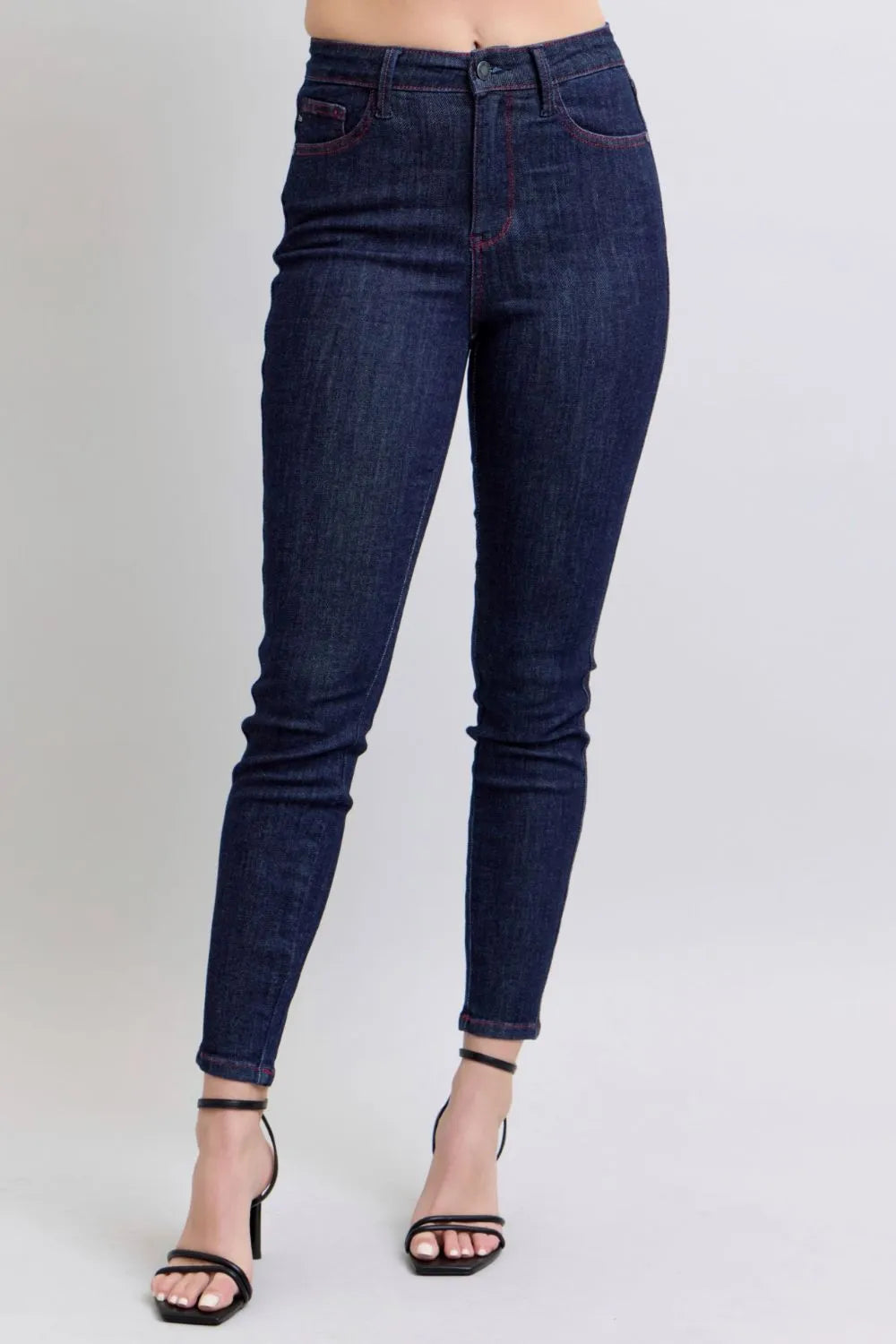 Judy Blue Full Size Heart Shaped Back Pockets Skinny Jeans Dark a5e1e219-bf32-4f26-9929-2cab72f5da2e-Max