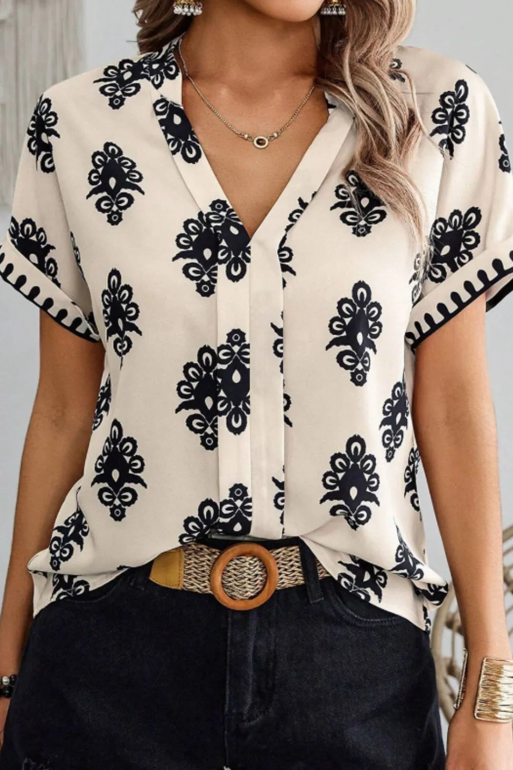 Printed Short Sleeve Loose Blouse a8f84d6c-6acc-4163-9d6b-f32ee24b55fa-Max-Origin