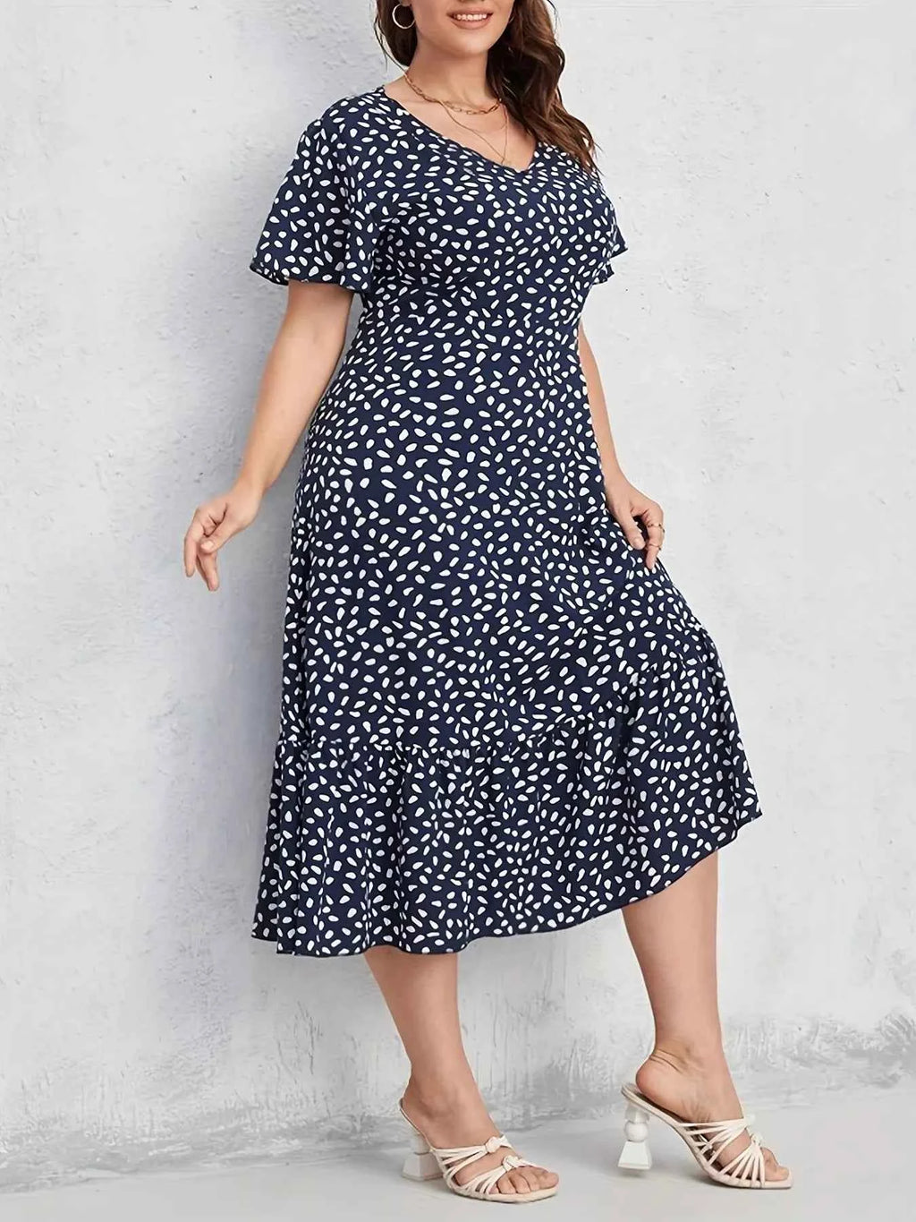 Plus Size Printed V-Neck Short Sleeve Dress Dark Blue ab4539dd3a72495781bf0214a2f20d6e-Max-Origin