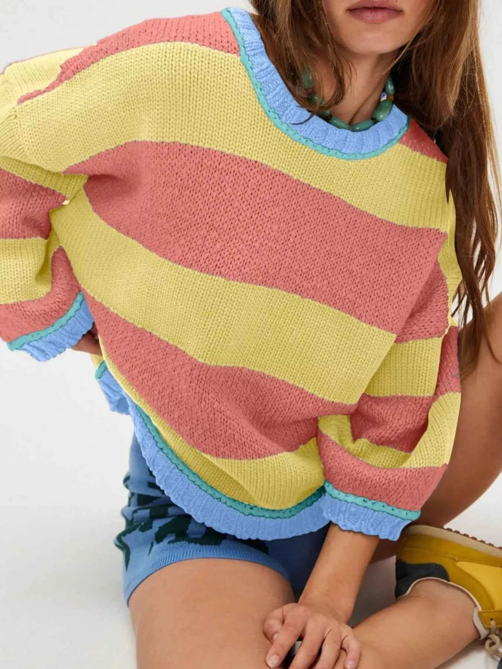 Color Block Round Neck Sweater ac725c3a-2c61-4a7f-8d4c-2429a9d4f5d5-Max-Origin