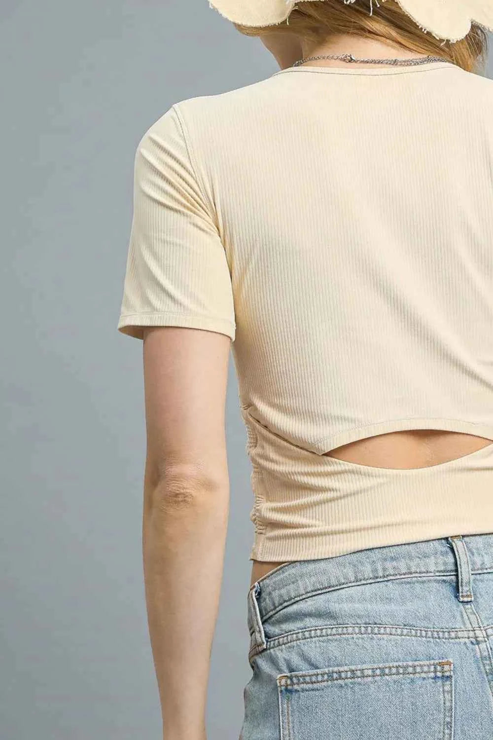 Umgee Ruched Round Neck Short Sleeve Crop T-Shirt acb41d61-0d11-4d91-9e04-63e014b272e6-Max-Origin