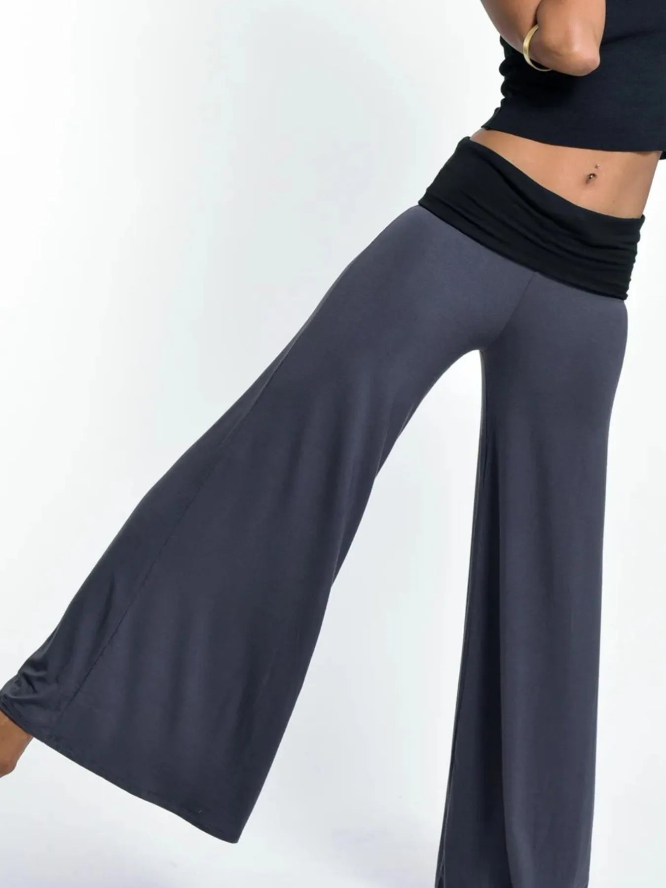 High Waisted Wide Leg Yoga Pants with Contrast Waistband ad7ebfc3-000c-4f61-979f-b63f190c4815-Max-Origin
