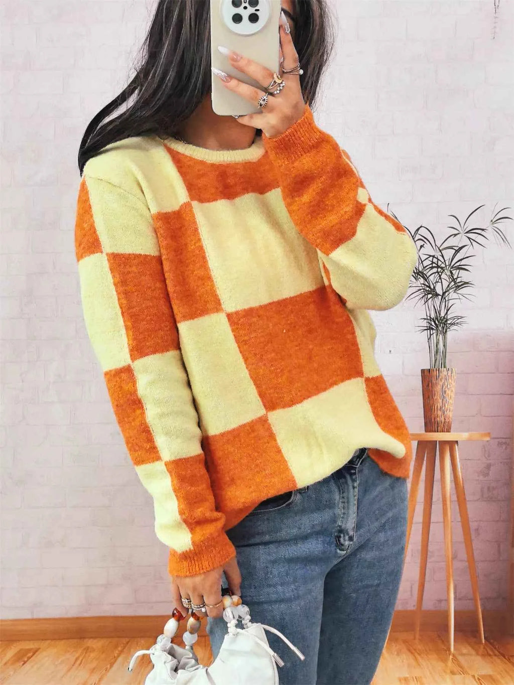 Color Block Round Neck Sweater adad718824144dd8b51a4e17a123397e-Max-Origin