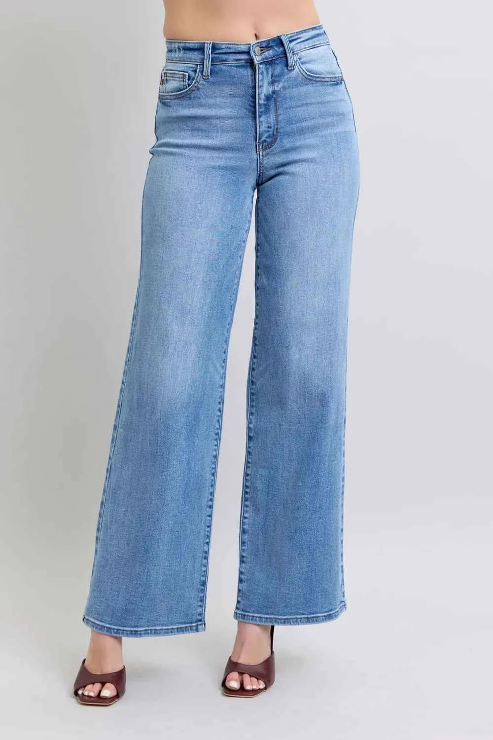 Judy Blue Full Size Wide Leg Jeans with Pockets Medium adc478c3-84e8-43ea-bd3d-77729b341084-Max