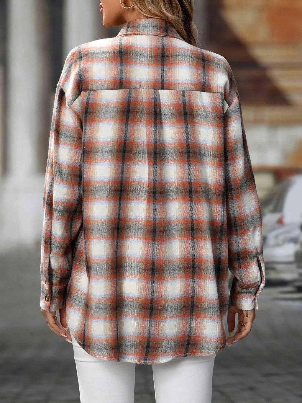 Oversized Plaid Button-Up Shirt ae8abdb3-e1b9-45a2-afe1-de130c310b95-Max-Origin