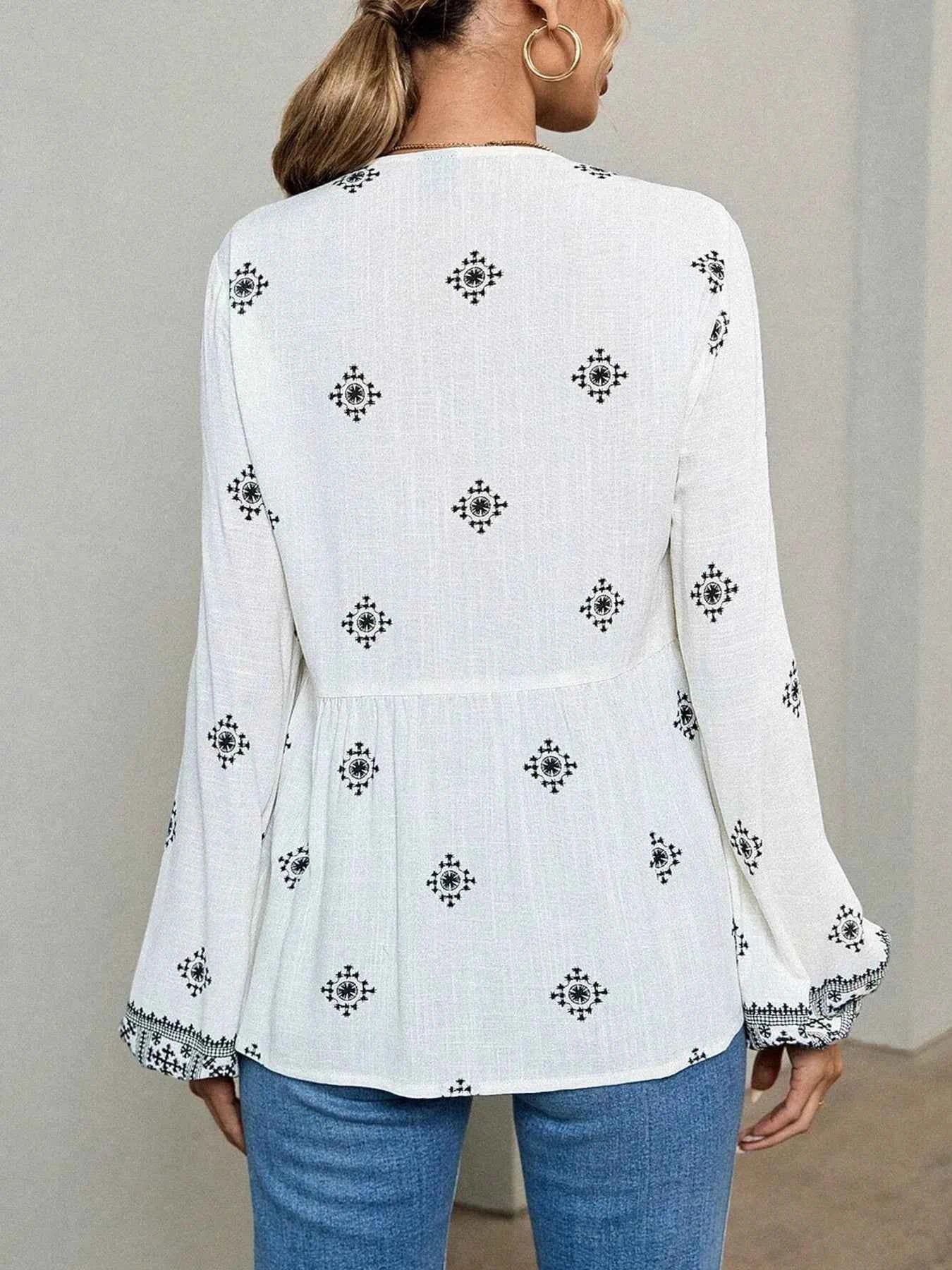 Tie Front Long Sleeve Blouse aebb04bfac6b41108b57c98762d14a09-Max-Origin