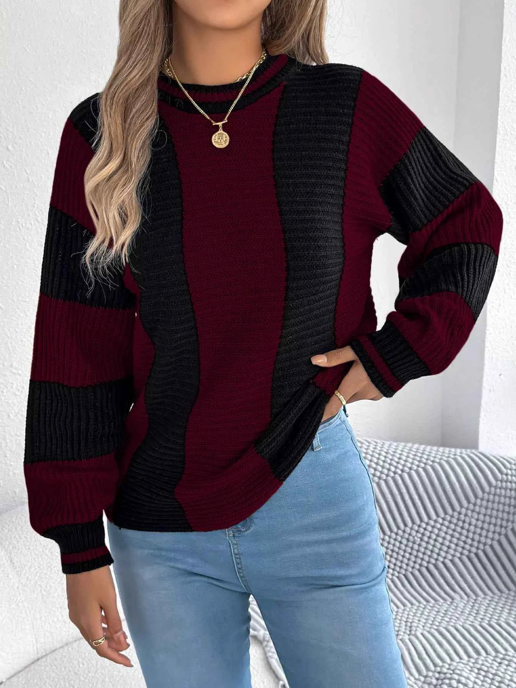 Color Block Round Neck Sweater af6b2587c9254b74bd396aaf3d5162df-Max-Origin
