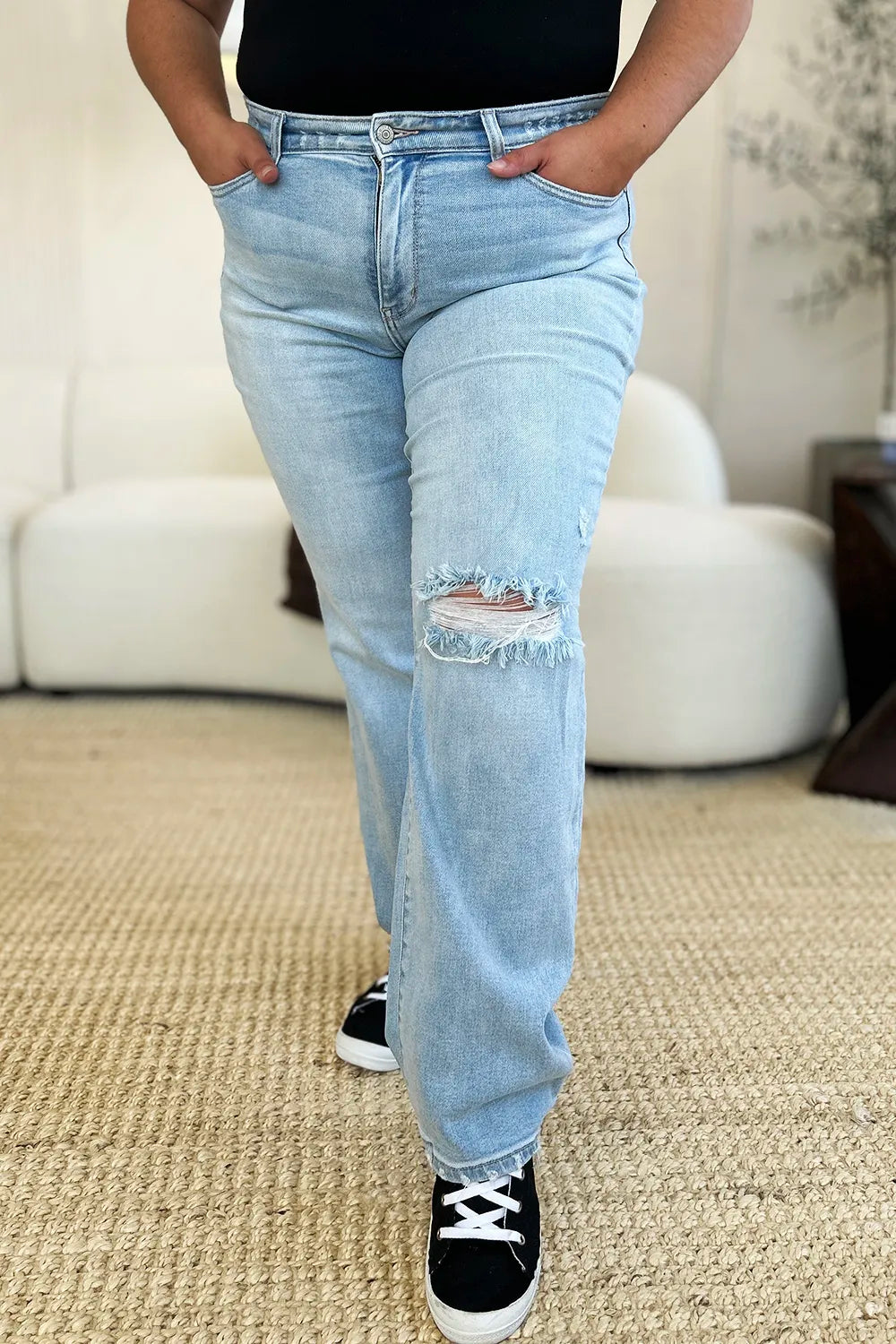Judy Blue Full Size High Waist Distressed Straight Jeans af884cca-3a32-4284-af97-56a5e94d246d-Max