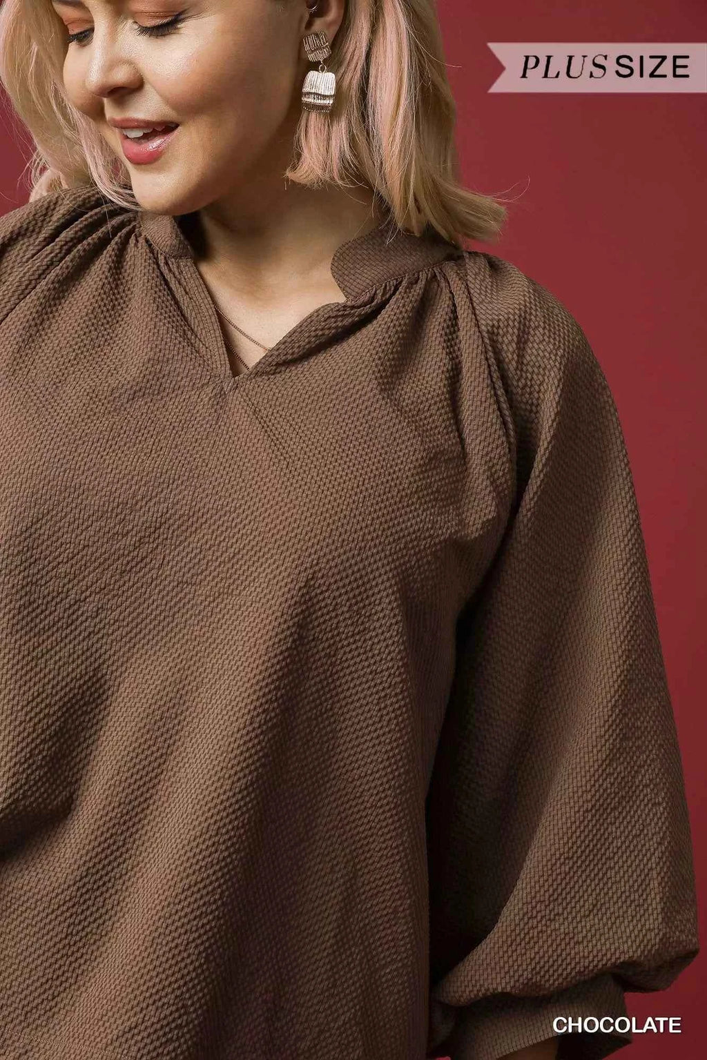 Umgee Full Size Textured Notched Balloon Sleeve Blouse Plus Size afcbd782-2507-4a1b-9168-35357cf5fad3-Max-Origin