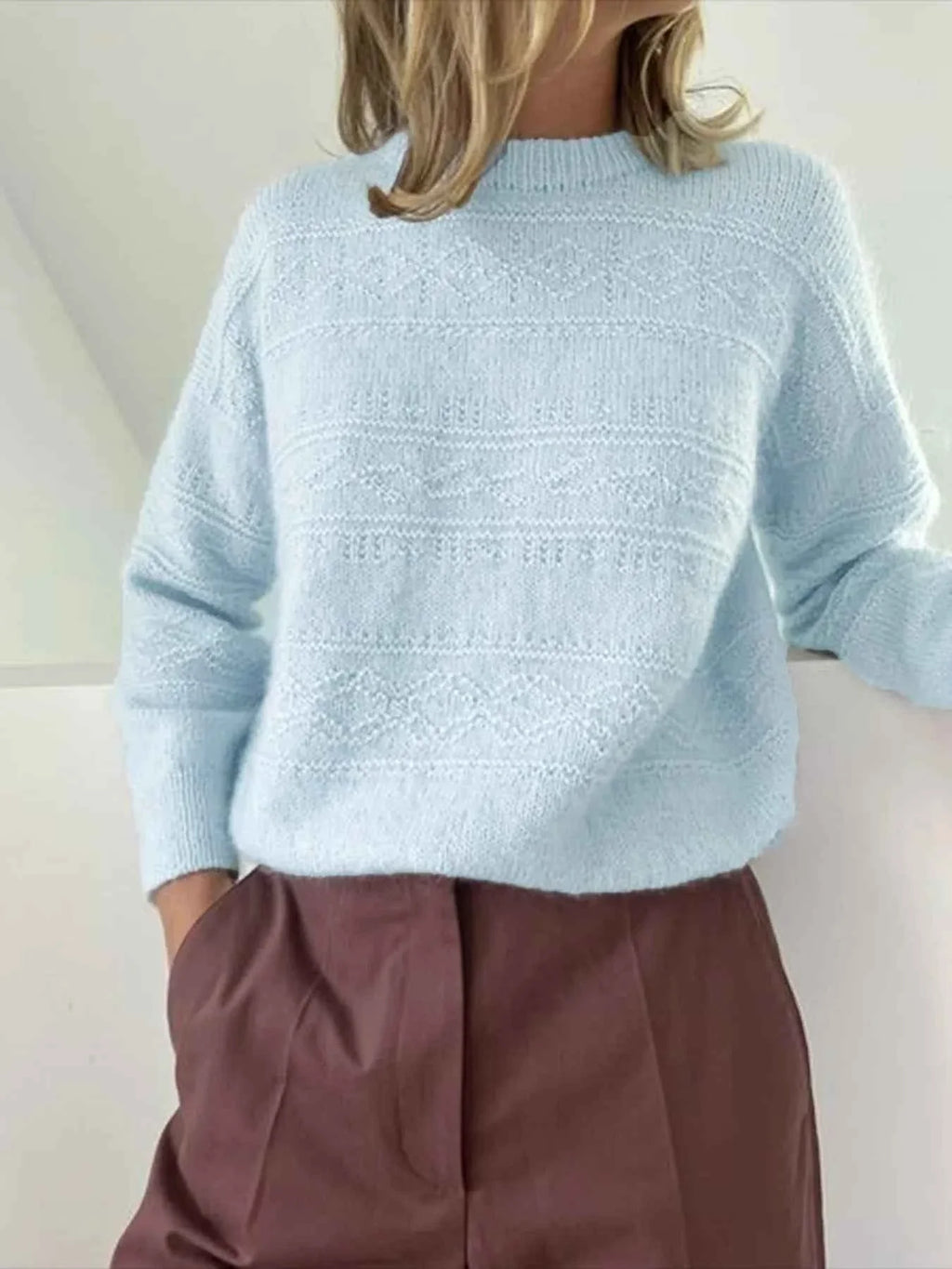 Round Neck Long Sleeve Sweater Light Blue afdaf1e5-eebe-4522-a0b4-a93412611b1c-Max-Origin