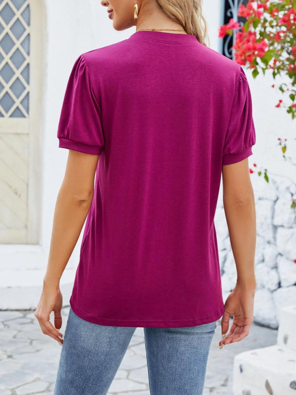 Notched Short Sleeve T-Shirt afdeba1a-9d7c-43a4-b9dd-76a8fb3bb392-Max-Origin