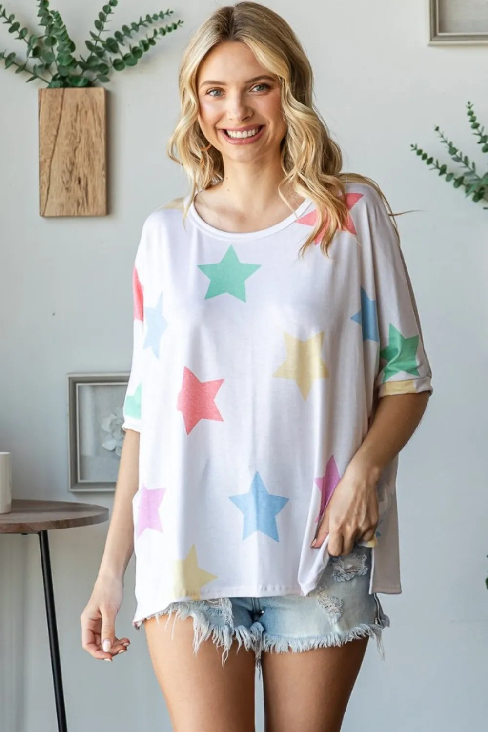HOPELY Full Size Multi Colored Star Print T-Shirt afe074f6-3a17-49b3-9c14-936a3c9e9554-Max