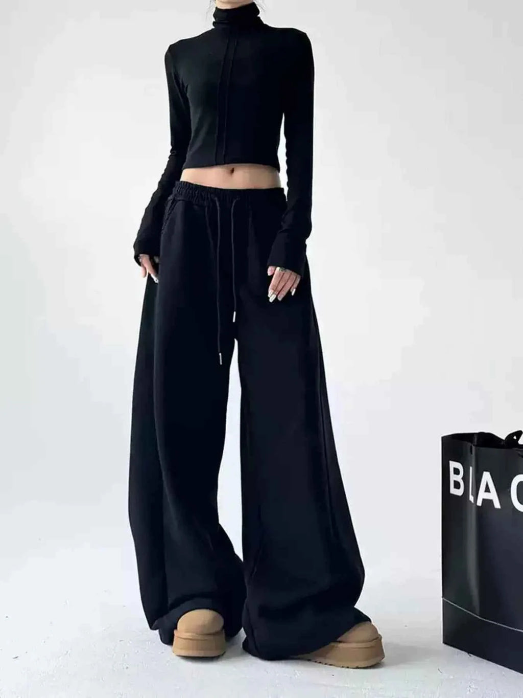 Oversized Wide Leg Drawstring Pants aff2d4dfcf18496d897ca3c463db53dd-Max-Origin
