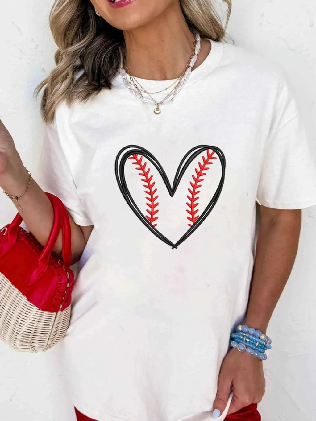 Heart Graphic Short Sleeve T-Shirt b3e7a9be71ef48108fca158814226124-Max-Origin
