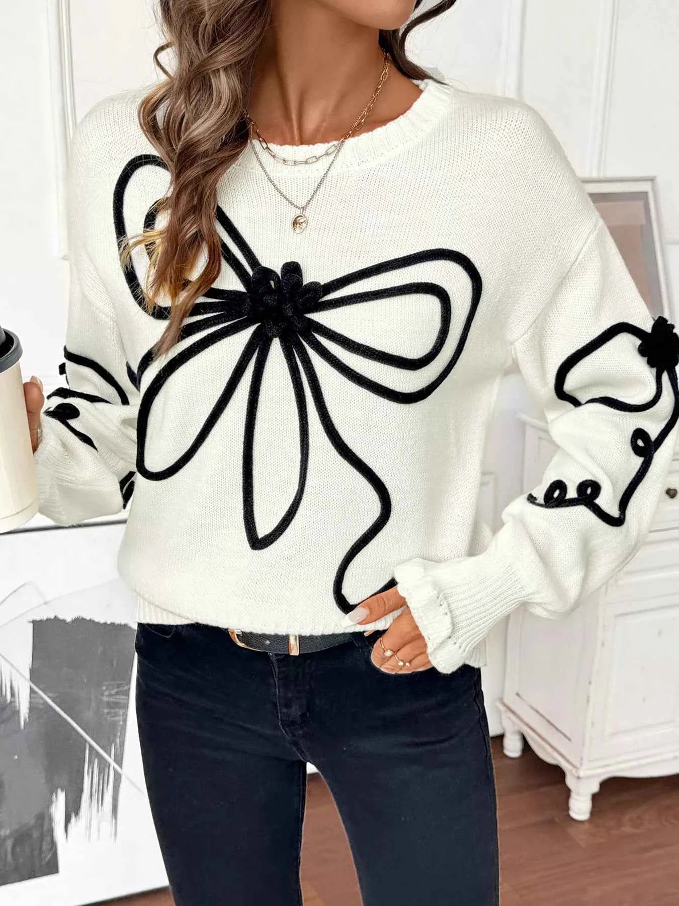 Bow Pattern Long Sleeve Sweater b495b7f035734eaca4991b7c2711afbc-Max-Origin