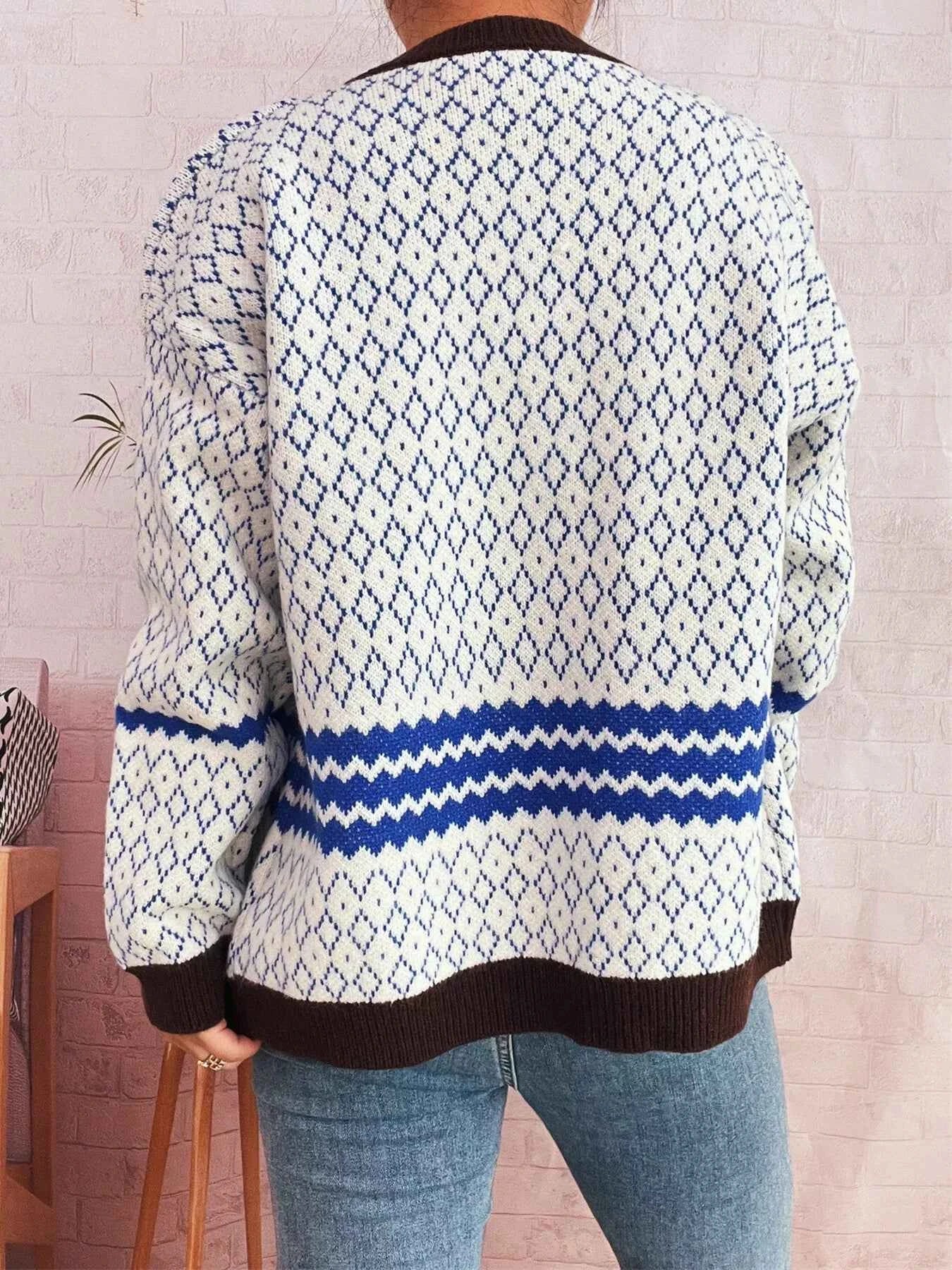 Geometric Pattern Button Up Cardigan b5bcd50defdd4c9f84a684c218d44120-Max-Origin