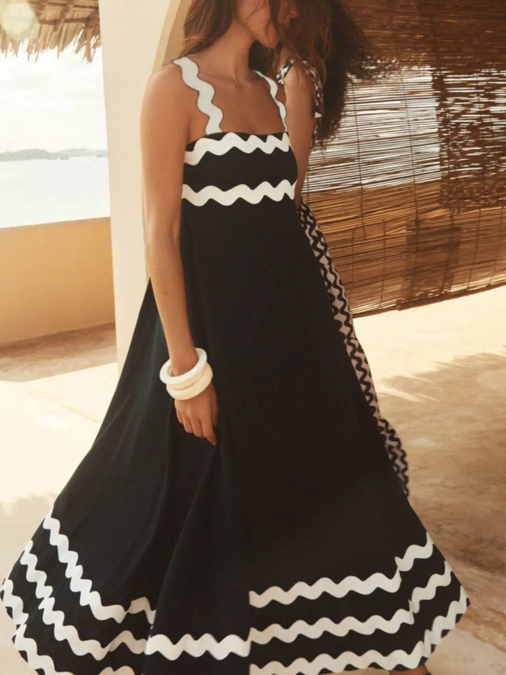 Contrast Trim Square Neck Maxi Cami Dress b5bd4e83-6b17-45e9-bd3d-40e42dde1740-Max-Origin