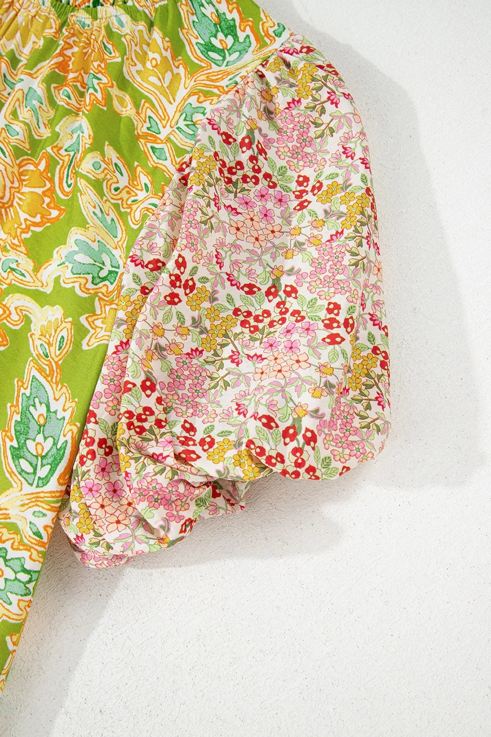 Multicolour Printed Contrast Bubble Sleeve Patchwork Blouse b7620703-9ecf-4b49-95e5-682dbf59a049-Max-Origin