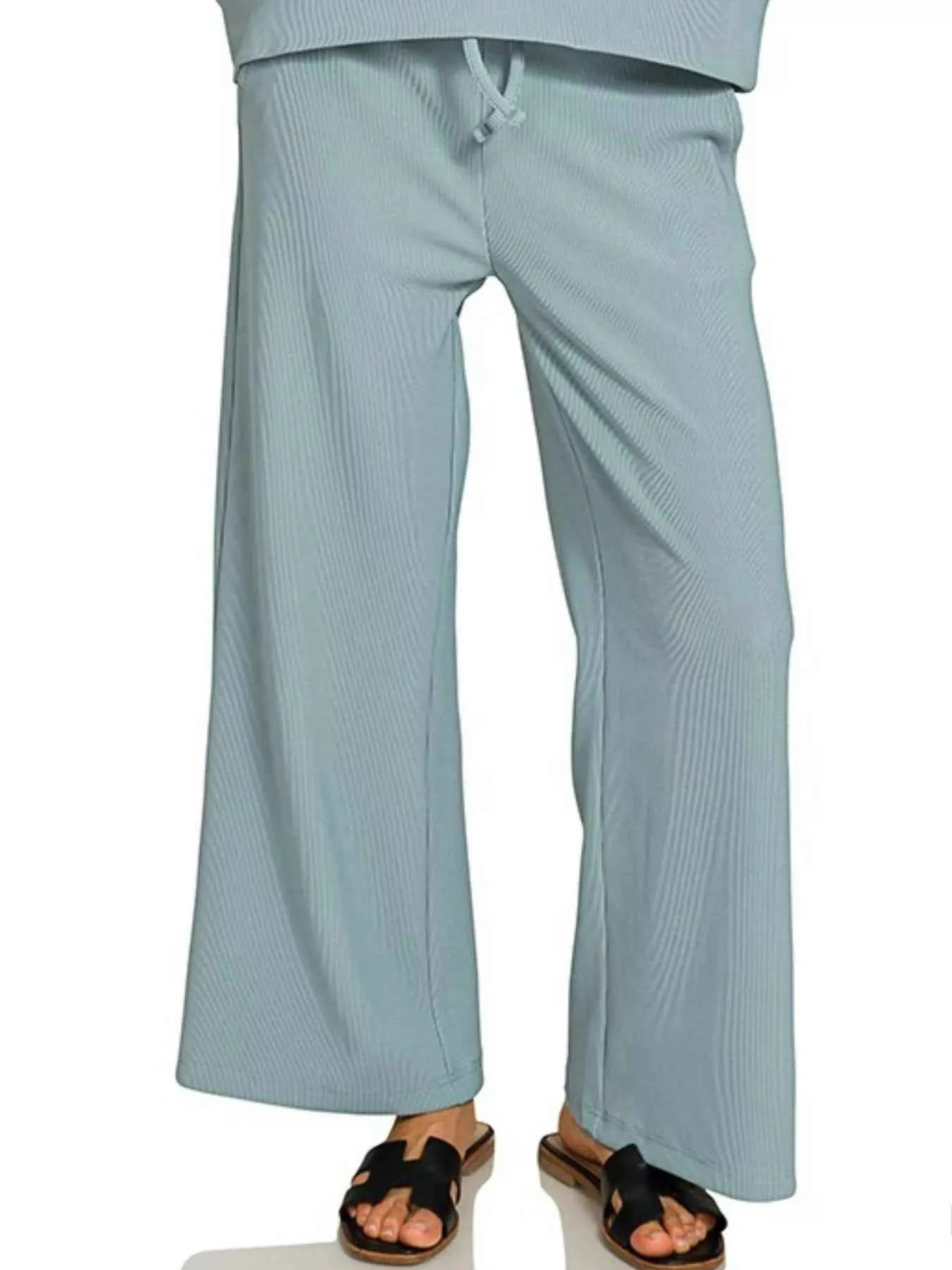 Zenana Ribbed Round Neck Pullover and Drawstring Pants Set b89a9e17-9906-422b-b841-3e05fcfb8669-Max-Origin