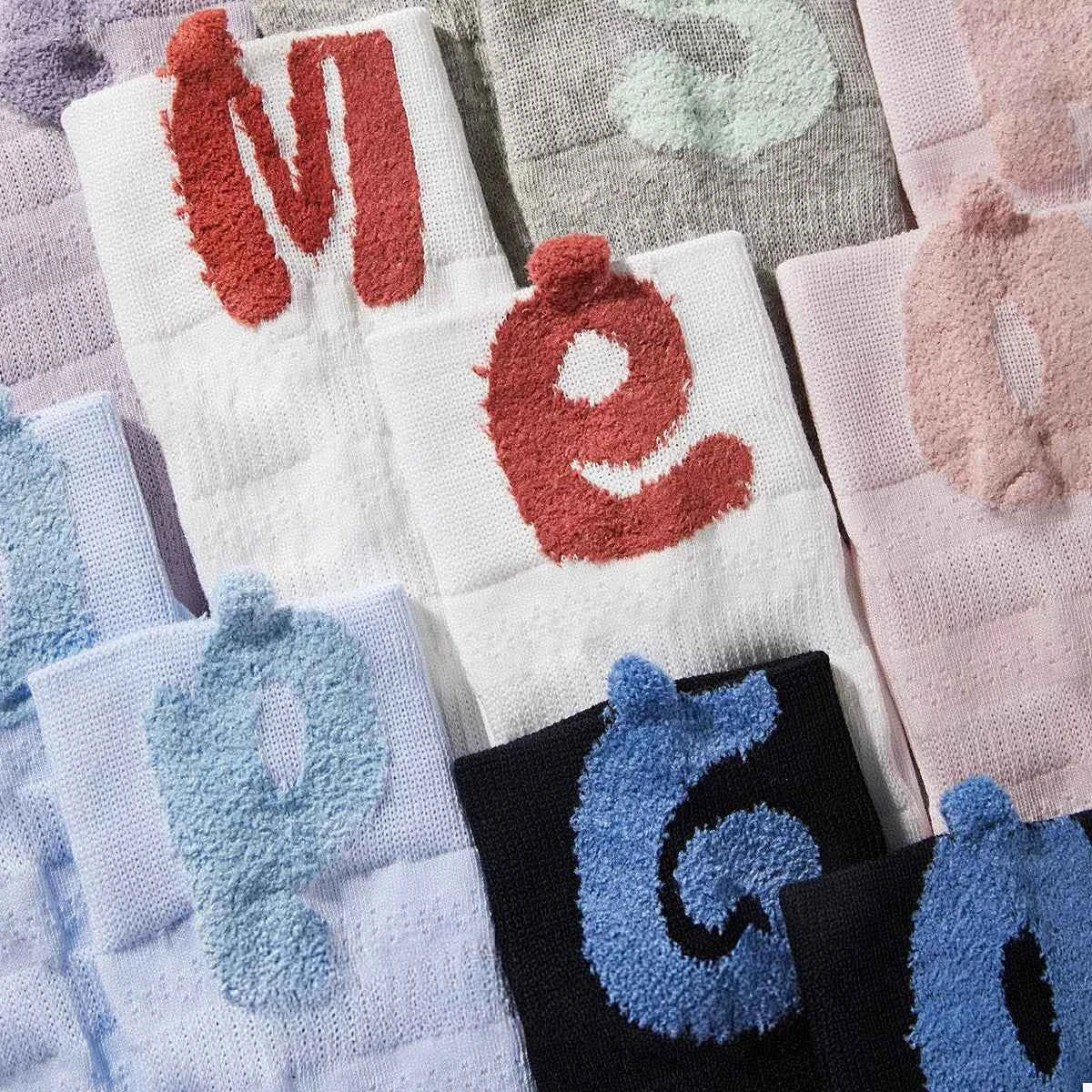 Breathable Letter Crew Socks bab47ecc-b752-4edb-8ffa-31689dfcb467-Max-Origin