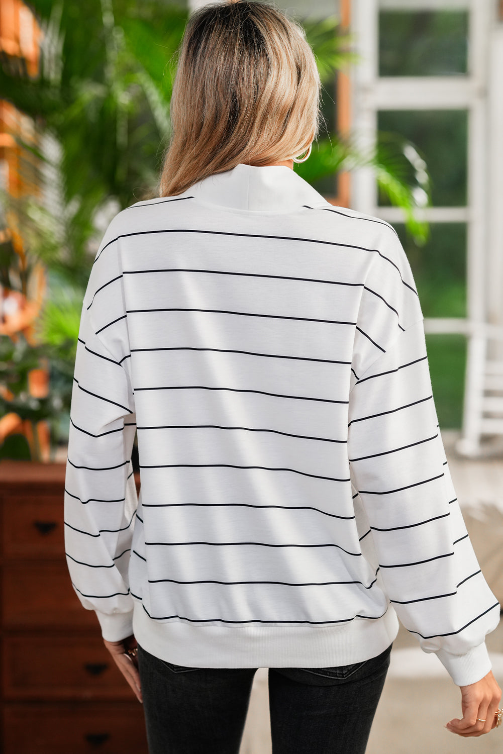 White Striped Zipper V-Neck Drop Sleeve Top bb70cf28bccbb161