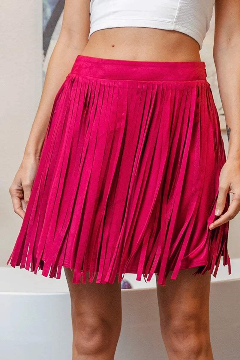 BiBi Fringe Detailed Suede Skirt FUCHSIA bbeb132e46f74ed3a6d00df79e08ed1e-Max-Origin