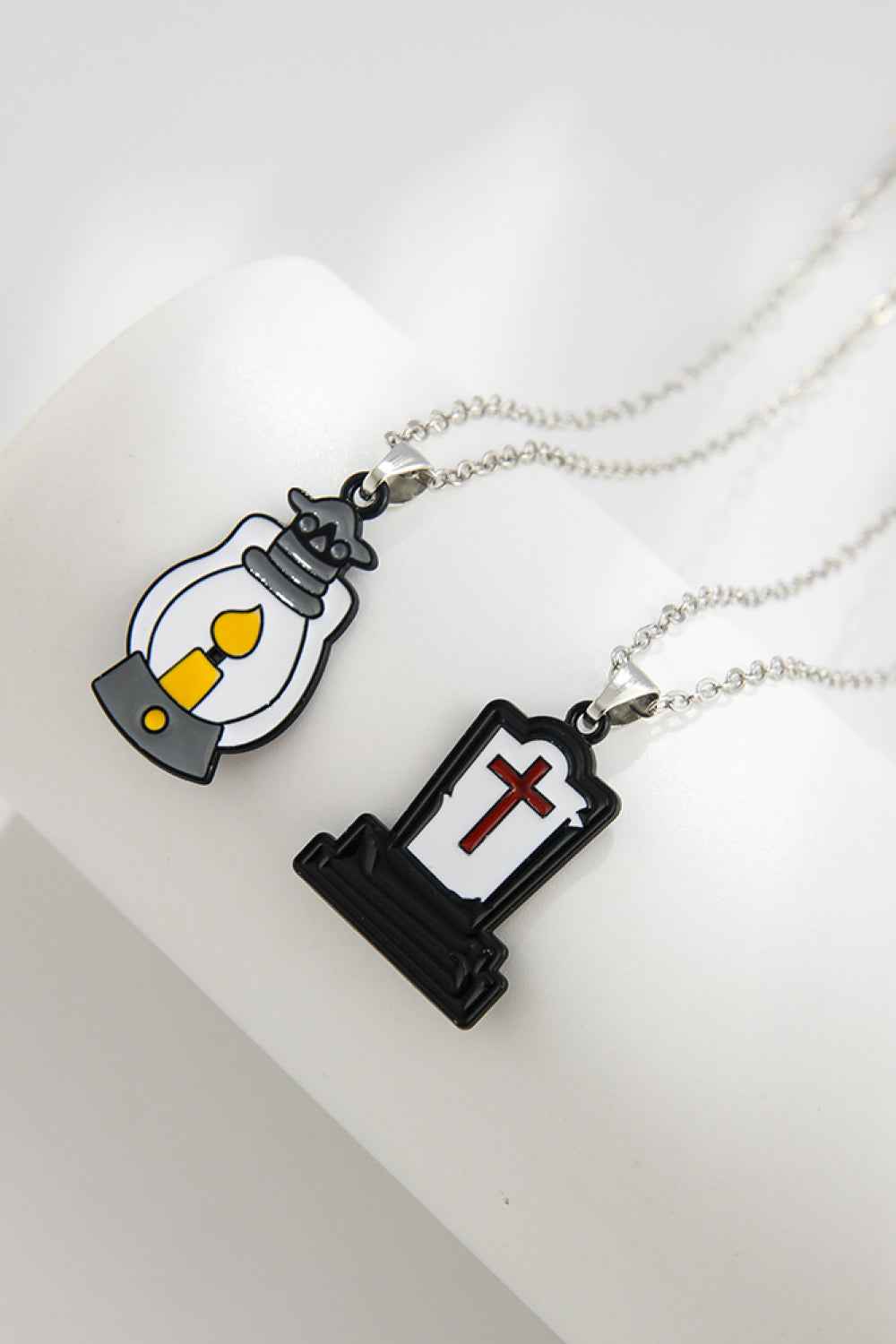 Two-Piece Halloween Theme Necklace Set bc0226d556af4a699daa6ee0c16562e7-Max