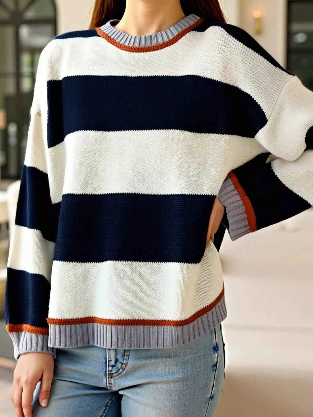Color Block Round Neck Sweater bde88b09-4cd7-4bc9-ba3c-b85aac82f109-Max-Origin