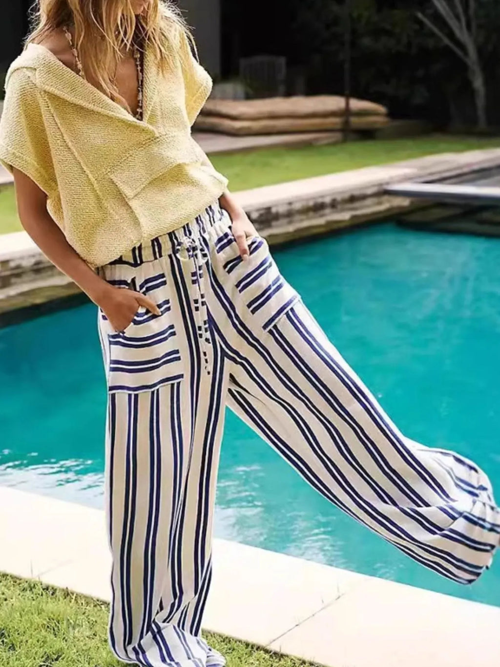 Striped Wide-Leg Drawstring Pants be69d670-721a-4e9f-86f7-2d138192f10c-Max-Origin
