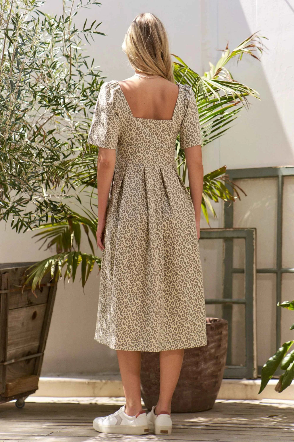 Jade By Jane Full Size Leopard Print Bell Sleeve Midi Dress Plus Size bf1c83e5aeb74ad38a51709f8a64367b-Max-Origin