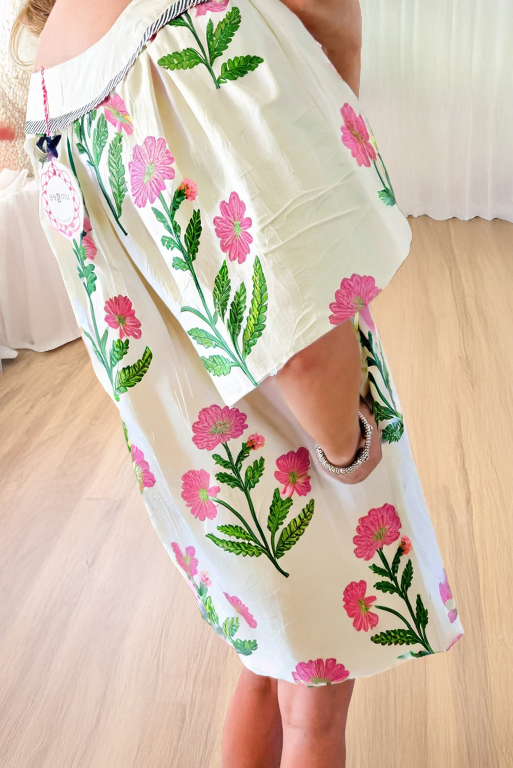 Blue Striped Trim Short Sleeve Split Neck Floral Mini Dress bfad8b6cfce22365