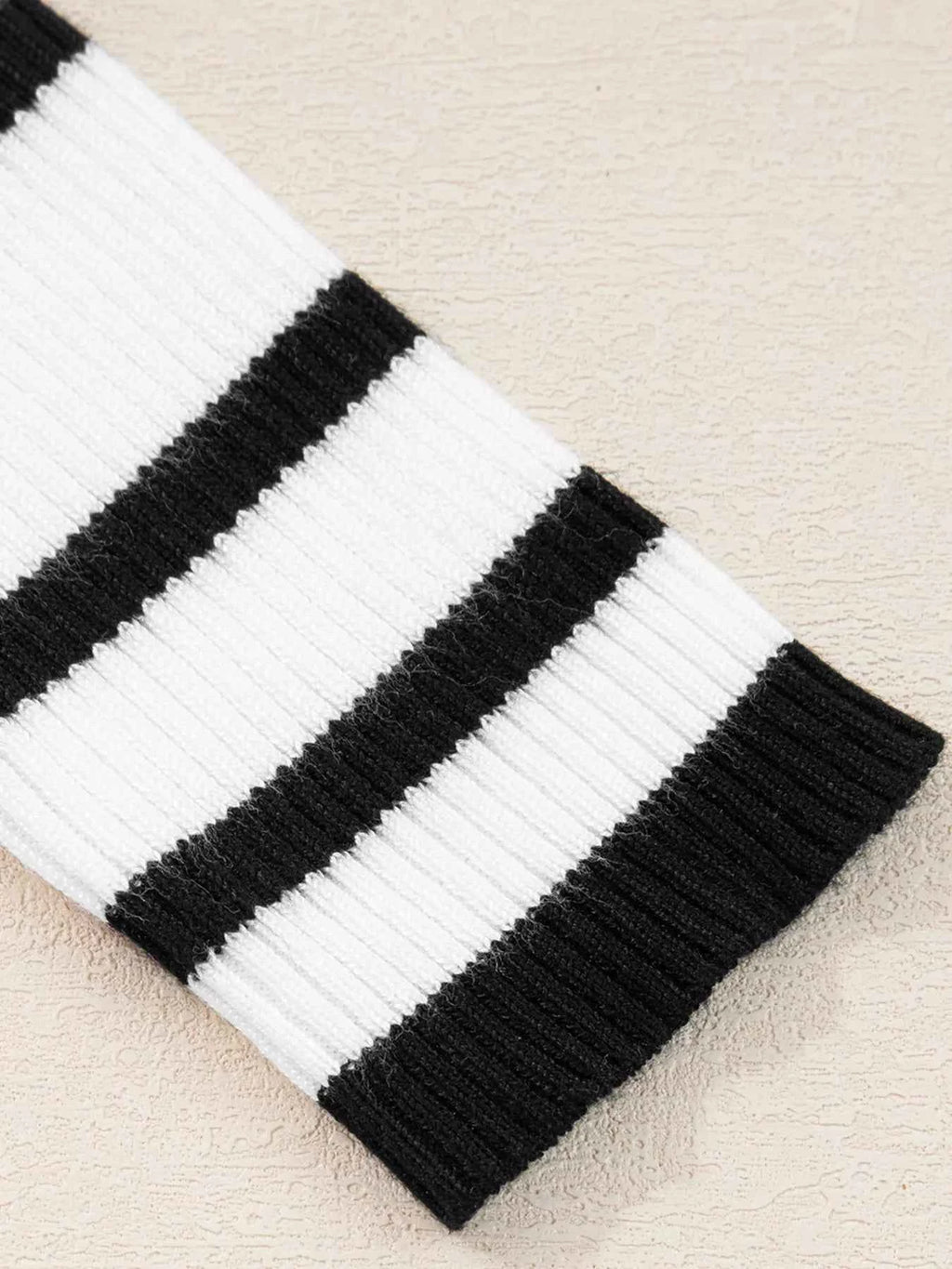 Scalloped Trim U Neck Striped Ribbed Slim Knit Top bfc78b01734c4a67afef1d69d26eb0aa-Max-Origin