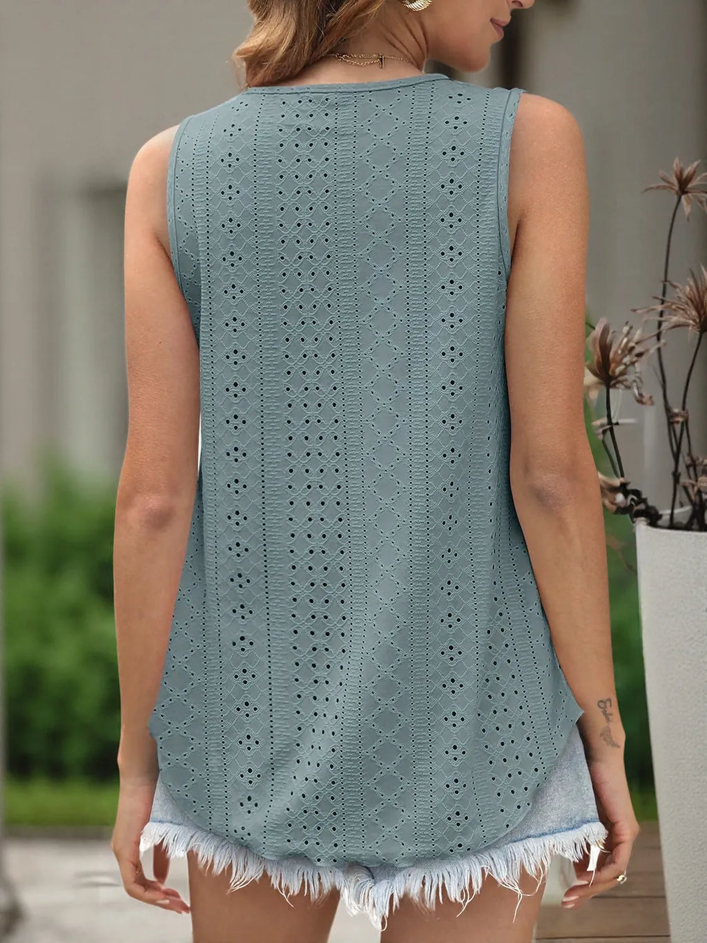 Eyelet Scoop Neck Tank c01a39e4-95a7-43a0-970b-7918cf4d03ec-Max-Origin